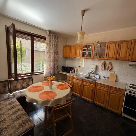 S&t Апартаменты *